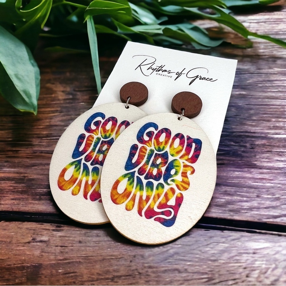 “Good Vibes Only” Rainbow Tie Dye Earrings - Brand New - Picture 4 of 6